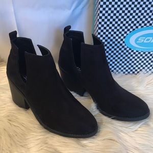 (S9) Like New Booties